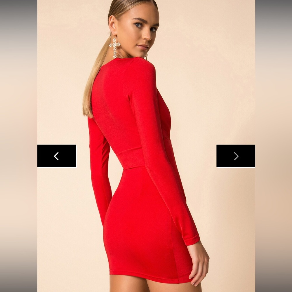 NWT Superdown Red “Isle” Deep V Long Sleeve Mini Dress - Picture 2 of 6